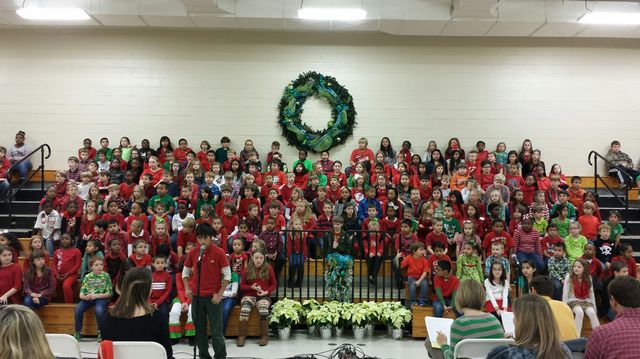 Bells Elementary School: Highlights - An Early American Christmas 2014